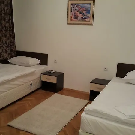 Guest Old Captain * Burgas