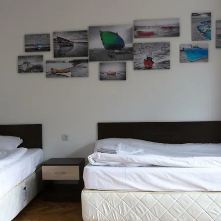 Guest Old Captain Ostello *