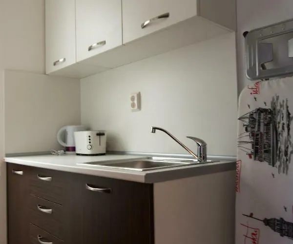 Guest Old Captain بورغاس