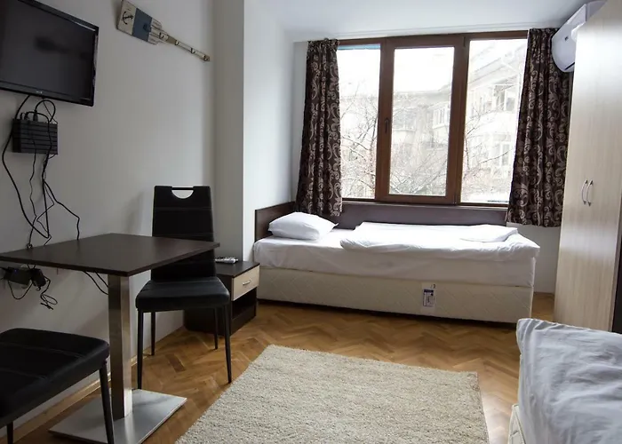 بيت شباب Guest Old Captain *